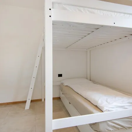 Apartment La Del In Giardino Colico