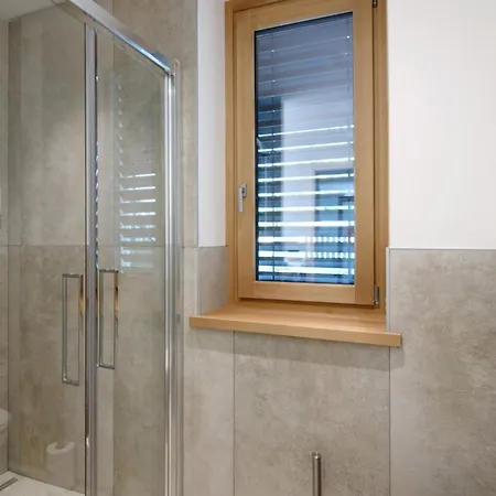 Apartamento La Del In Giardino Colico