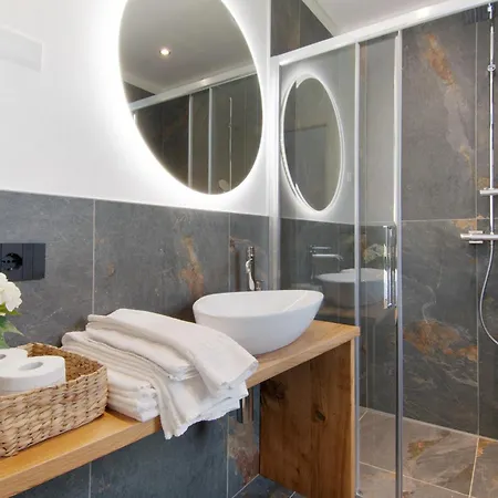 La Del In Giardino * Colico