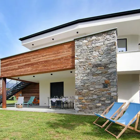 La Del In Giardino Daire Colico