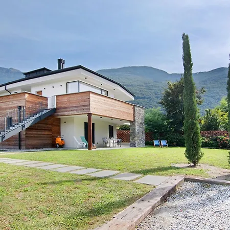 Appartamento La Del In Giardino Colico