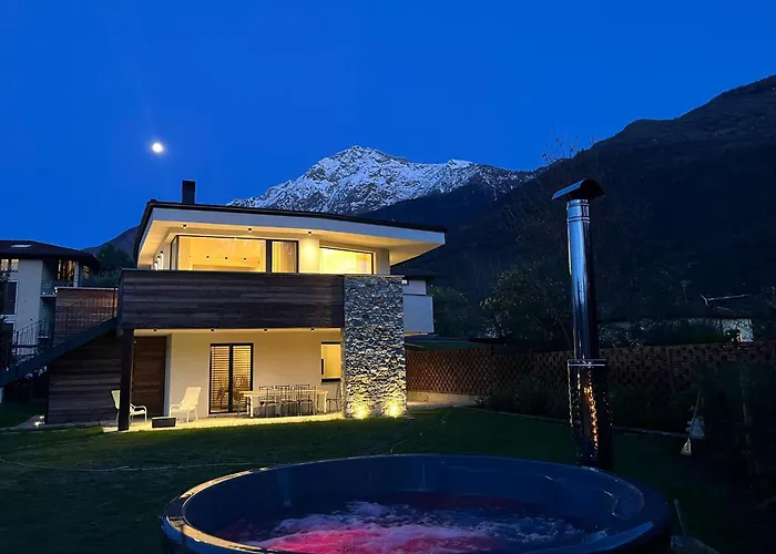 La Del In Giardino Colico